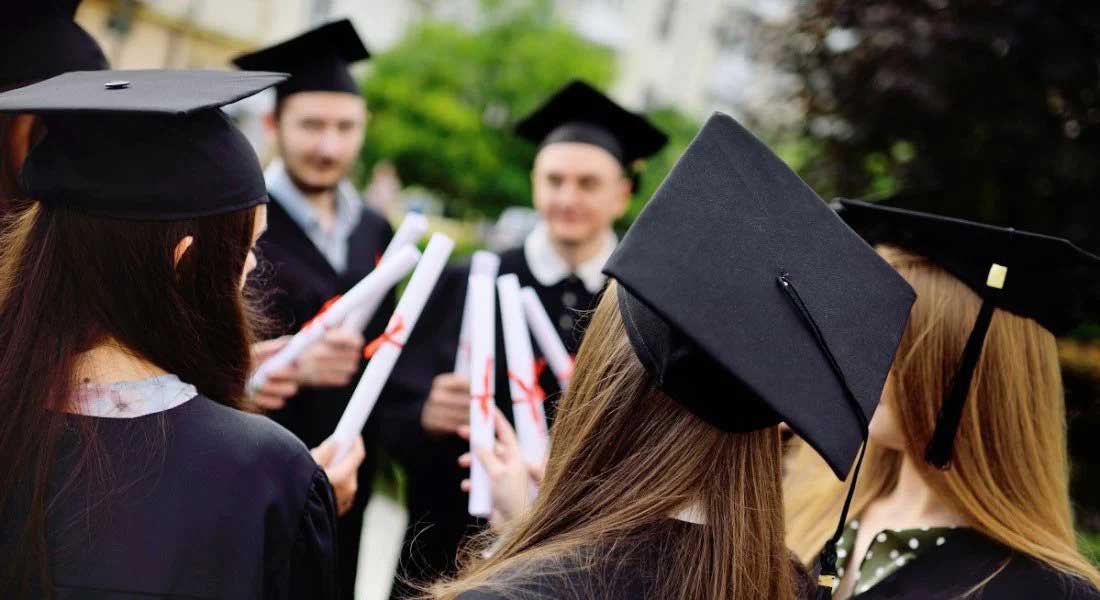 نوشتن معدل یا GPA در رزومه
